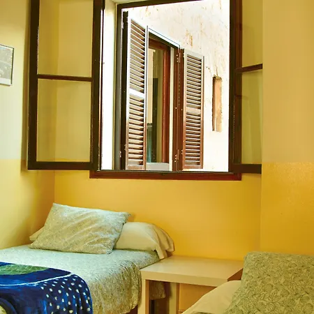 Hostal Atlanta-3